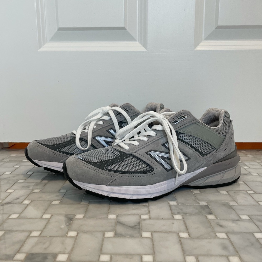 COPY - New Balance 990v5